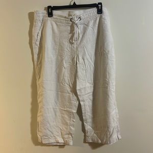 White linen capris